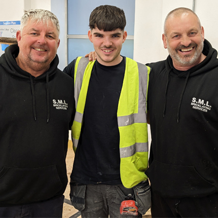 Photo of Bricklaying apprentice with employer